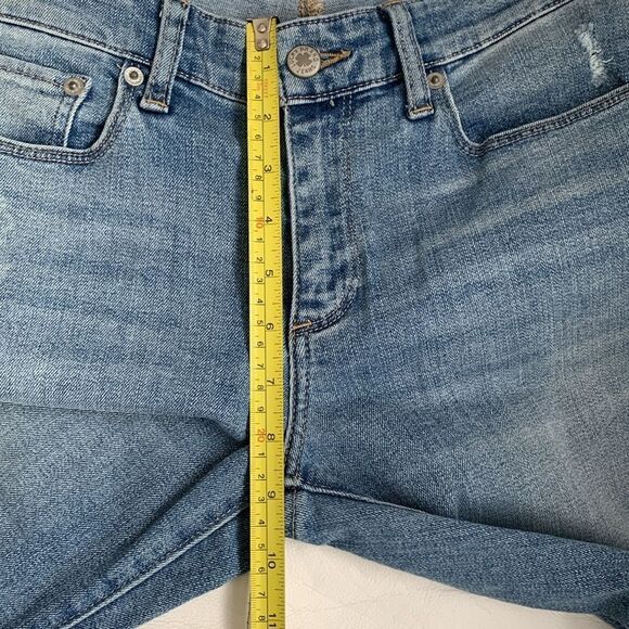 Lucky Brand Sweet Crop Distre Straight Blue Wash Denim Women’s Jeans Size 6/28 - Picture 4 of 11